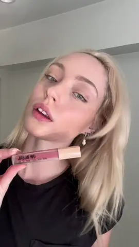 Swipe & shine with Tint It Oil It Plump It in Pink Pineapple 🍍💖 This lip oil is a game changer! #affordablebeauty #affordablebeautyproducts #affordablebeautyfinds #foryoupage #fyp#makeupfavorites #affordablemakeupbrand #jasonwubeauty #jasonwumakeup #jasonwu #BeautyTok #cleanbeauty #crueltyfree #lipoil #plumpinglipoil #hydratinglipoil #lips #tiktokshopmemorialday 