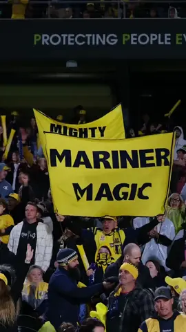 The A-League Semi Final second leg at Gosford really brought the wnergy. A sell out crowd at Industree Group Stadium got the Mariners across the line! 🔵🟡 #ccmfc #football #Soccer #centralcoastmariners #centralcoast #aleague #footballclub #soccerclub #beourmate #semifinal 