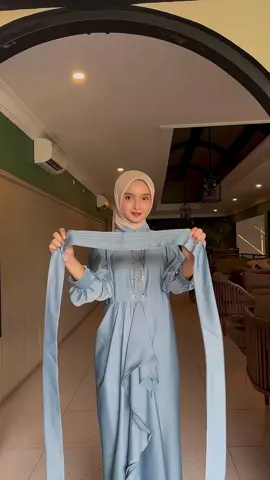 Tutor belt lalisa dress denim 🥰🩵🦋 #wibgajian #WIBGAJIAN #bajukondangan #dresskondangan #dressbridesmaid #dressmewah #fyp #fashiontiktok 