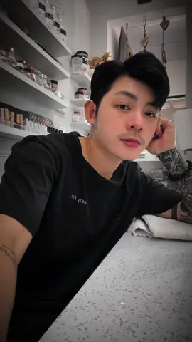 Bé khach bảo 5 phut tới mà chờ mãi vẫn chua thay đâu..#transguyvn🏳️‍🌈 #athanh93 #usa🇺🇸 #nailbenmy #nganhnailomy #Nail #xuhuongtiktok 