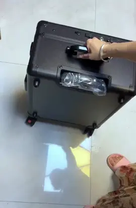 Cốp vali đựng đồ makeup chuyên nghiệp có gương 😘😘😘 #reels #phukiencuoi  #myphamchinhhang  #makeupcanhan  #xuhuong  #trending  #makeuptutorial  #domakeup 