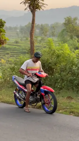 4sehat 5tp 😋 #5tpmenolakpunah #5tp #yanuarthart #americano #norwegian #cintakasihadabatasnya #purwantoropride #darikamiuntukpurwantoro #mb2r #wonogiri24jam #fyp #roadrace  #purwantorokotakecilbanyakkimcil 