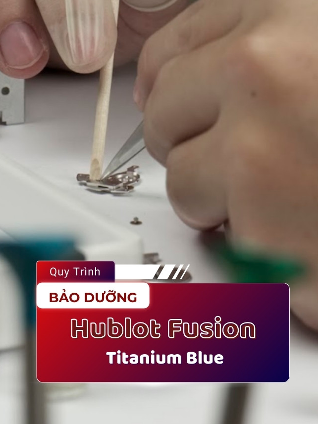 Chiêm ngưỡng quy trình bảo dưỡng, làm sạch bộ máy chiếc Đồng hồ Hublot Fusion Titanium Blue 42mm cực chi tiết #benhviendonghoofficial#benhviendonghojsc#hublot#watchrepair#baoduongdongho#laudaudongho#spadongho#watchpolish