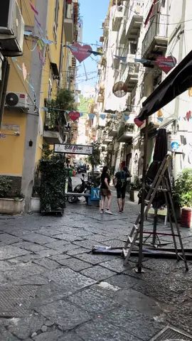 #VicoLungoGelso #quartierispagnoli #1536 #Napoli #NapoliÈLaCittàPiùBellaDellUniverso #ilCuoreDiNapoli 