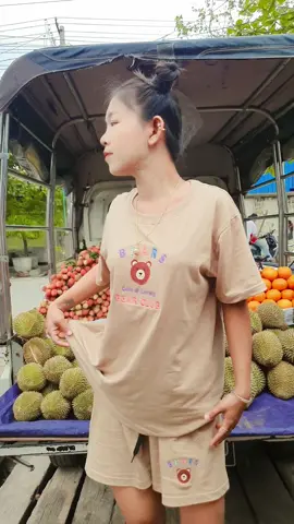 ဖင်လှုပ်တဲ့အဖွဲပါ😅