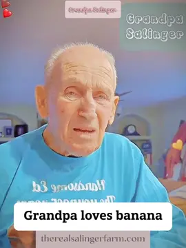 Grandpa loves the bananas 😋 #family #grandfather #grandpa #dementia #caregiver 