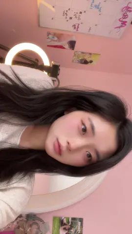 Good morninggg~ #morning #kpop #lipsync #some #kpopfyp #fypage #popular #fyp #foryou #cute #Summer #trending #pop #popsong #fashion 