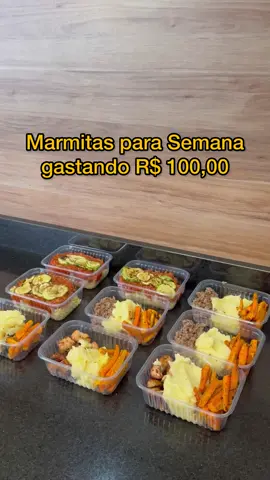 Marmitas para a semana com R$ 100,00 é possível e ainda você pode ganhar prêmios.  Para as receitinhas, eu comprei: carne moída, peito de frango, macarrão, molho de tomate, cenoura, abobrinha e cebola.  Foram o total de 9 marmitas e consegui variar montando: 3 marmitas de macarrão à bolonhesa com abobrinha grelhada; 3 marmitas de frango, purê de batatas e cenoura assada; 3 marmitas de carne moída, purê de batatas e cenoura assada. Fiz minhas compras na @Rede Condor , pois a cada R$ 100,00 em compras, a gente concorre a 50 carros, 50 motos e 50 prêmios de 1 ano de supermercado grátis no 50 Anos Premiado Condor. Então, vale muito a pena você organizar as refeições da semana e ainda concorrer a prêmios. Faça o cadastro no app Condor e participe! | publi