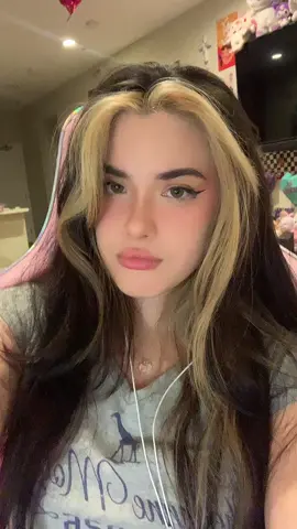 always choose yourself #fyp #egirl #twitchstreamer 