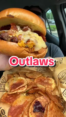Those Tots were 🔥 #mukbang #mukbangeatingshow #foodreview #foodcritic #fastfood #foodtiktok #foodasmr #Foodie #review #eatingasmr 
