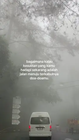 yang tidak pernah kamu fikirkan barangkali akan jadi cara paling dekat dari doa-doamu.  #lyrics #fypシ #quotes #motivation #reminder #foryou