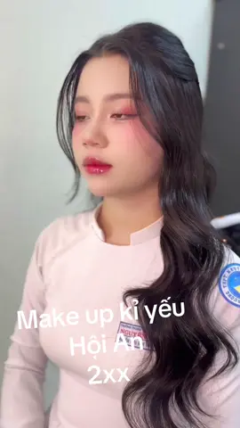 Nay sẽ chăm lên video cho mọi người thamm khảoo 🥰🥰  #makeup #makeuphoian #xuhuong #xh #trending #douyin #makeupkiyeu #makeupkiyeu2024 