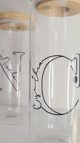 Let's get this order done together 🤩 Glass Cup customized,  a cute gift for a friend 🧡  #creationspersonnalisées #customized #fyp #cup  #cricutprojects #cricutmaker #creations #friends #giftsforhim #giftsforher #giftsideas #bestie 