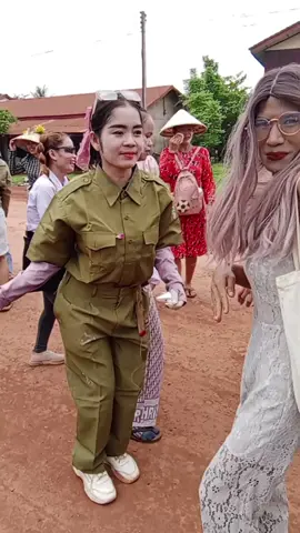 #เทรนด์วันนี้້ #กับเพื่อนสายฮา💗😍 #กะม่วยอยู่เดอ #บุญบั้งไฟเดือนหก #