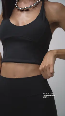 Meet your new workout wardrobe essential! 🏋️‍♀️ Our Sculpting High-Waisted Leggings, paired with the Sculpting Halter Top, are designed for performance and comfort. From heavy lifting to pilates or running, they've got you covered.#WorkoutGear #FitnessEssentials #gym #ActiveLifestyle #gymwear #gymgirl #Fitness #explore #fypage 