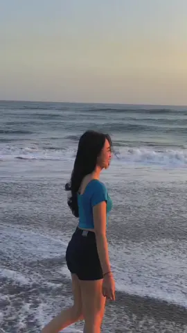 lady killer lagii #ladykillers #ladykiller #tumblergirls #tiktoksong #capcut #beachoutfit #sunsetshimmer #fyp #xycba #slowmo 
