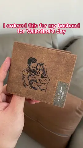 Favorite gift for couples - photo wallet 💝🎁✨#soufeeljewelry #soufeelgift #couple #custom #anniversary #wallet 
