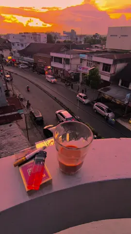 obat tenang tanpa dosis..  #kalimantantimur #CapCut #kalimantanutara #kalimantanselatan #bandaratarakan #tarakanpunyacerita #tarakanku #tarakan #fyp #senja #mentahan 