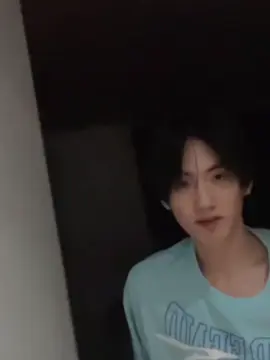 ใส่รี หน้าสด ผมไม่เช็ท #phutatchai #ภูธัชชัย #busbecauseofyouishine 