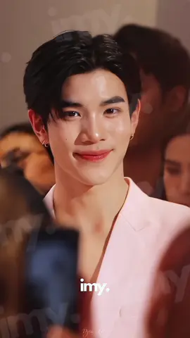 “ทำไมผมรู้สึกชอบ…เมื่อคนชมว่าสวย” | @Fourth | cr : ขออนุญาตเจ้าของคลิป🙏🏻💗 |#Fourthnattawat #fourth_ig #โฟร์ทณัฐวรรธน์ #fourth #dytar_px #gmmtv #charlottetilburythxgf 