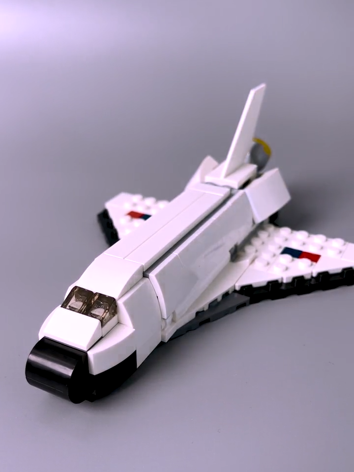 LEGO® Creator Spaceshuttle 31134 Unleash your creativity and immerse yourself in the enchanting world of LEGO Creator with this tutorial on building the Spaceshuttle. Follow along as we guide you through the process of bringing this cosmic explorer to life, brick by brick.