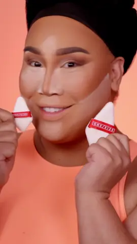 Who else is OBSESSED with our new Ultimate Kite Puff! This ultra-soft powder puff is designed to apply loose and pressed powder formulas with ultimate precision 😮‍💨🧡💛 Shop our Ultimate Kite Puff Precision Puff Set now, excusively on sephora.com and onesizebeauty.com ! #ultrapeach #onesizebeauty 