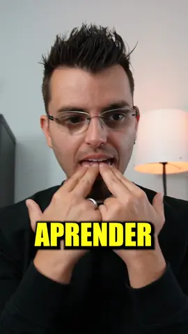 Aprende Cómo Silbar con los Dedos FUERTE 👉🏼👄👈🏼  #aprenderaaprender #AprendeConTikTok #AprendeEnTikTok #comosilbar #silbar #interesante 