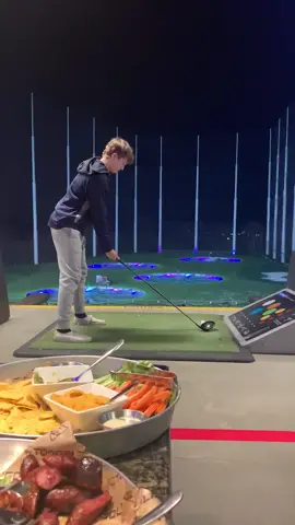 when you get the sign to head out 🤣 #topgolf #golfing #golf #fail #shorts