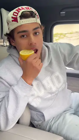 🍋🙂@Lexi Rivera 