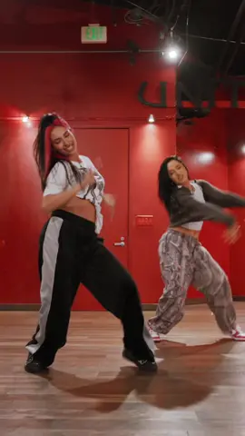 In honor of Unsure hitting 5 Million streams!!!!!! wanted to share this clip from @itsmarymason class the other day💘💘💘 thank you to everyone who came out to learn the choreo from the music video <33🥹💫 #unsure #kyliecantrall #dance #alanwalker 