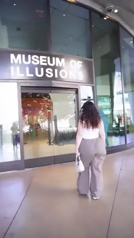 @Museum of Illusions #museumofillusions #moilasvegas 