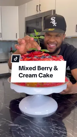 Don’t come empty handed to the cookout this Summer. Bring this Mixed Berry & Cream Cake if you’re unsure what to bring 🍰  • #summerdessert #dessert #cake #berrycake #whippedcream #EasyRecipes #summerrecipes #fypp 