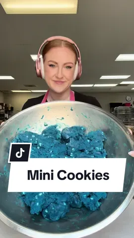 Chloe’s Giant Cookies: Mini Series!🍪 They may seem regular size to anyone else but they’re so wittle and CUTE 🥹  #giantcookies #baking #baker #cookies #cookiebakery #storytime 