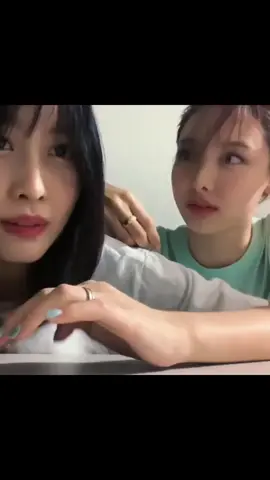 #namo 🧐 #nay #nam #nayeon #momo #moments #TWICE #momotwice 
