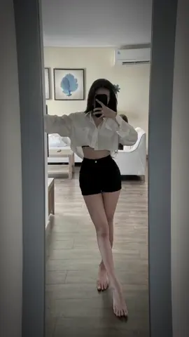 Cười lên đi cô gái #xuhuong #outfit #thoitrang #Capcut 