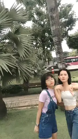 နှစ်နှစ်ငယ်တဲ့ညီမလေးနဲ့🤭😚#ချစ်ပေးကြဖာ🐰❤ #မြင်ပါများပီးချစ်ကျွမ်းဝင်အောင်လို့🤒🖤 #မျက်စိမနောက်ကြေး😂😂 