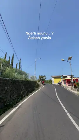 Self love//Pura” bagagia itu sulit kali lagi sendirian 🥀 #CapCut #fypdongggggggg #xyzbca #sadstory #katakatagalau #sidoarjo #katakatalucu #jawastory #katakatabijak #fypシ #mojokertotiktok #pacetmojokerto #bunderanpacet 