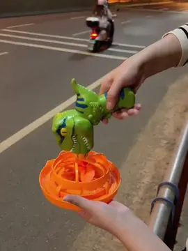 Look forward to have this dinosaur bubble machine to play with friends in summer. #productfinds #amazingproduct #bubblegum #dinosaur #tiktok 