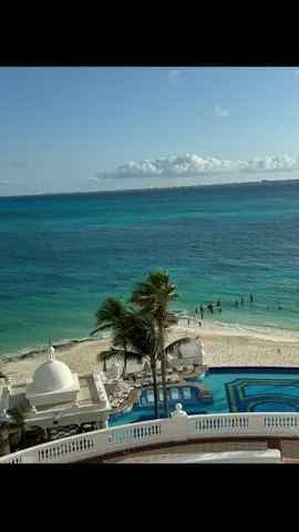 Cancun 2023 🌸#Love #beach #caribbean #cancunmexico #riuhotels 