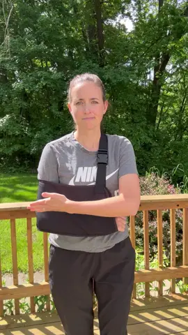 Slings can be a pain in the neck, the Sling Thing is a unique solution! #occupationaltherapy #otstudent #caregiver #arthritis #chronicpain #homehealth #eds #hypermobility 