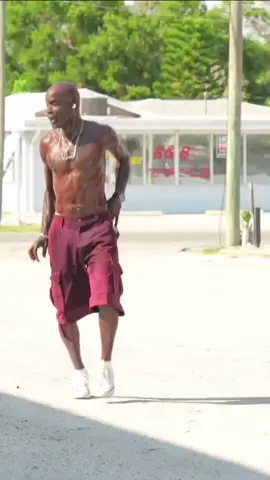 Pranks to be blind and someone open trash 🤣😂 #prank #fyp #funnyvideos #fyp #foryou #funny #jaykindafunny #jaykind 