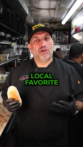 Here are 3 signs that a restaurant is a local favorite.  #localbusiness #localfood #SmallBusiness #smallbusinesssupport