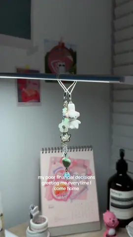 I don’t even wanna think about how much money I’ve spent on all my little trinkets 😭😭 but heyyyy they’re cute right!! I needd them 🎀🎀😌  #sonnyangel #miffy 