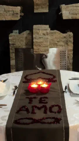 Sorprende a tu persona favorita con una cena romántica 🥰 #Chiclayo #dinner #cena #novios 