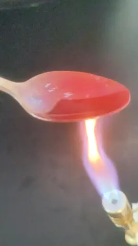 Experiment with shower gel#asmr #asmrtiktoks #foryou #experiment #amazing #leidenfrosteffect #satisfying #wow #uk #tiktok 