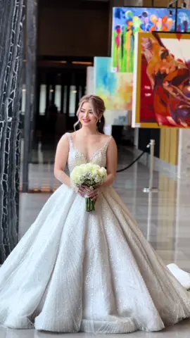 Replying to @september‧₊˚ ⋅♡🪐༘⋆ glowing bride ready to walk down the isle ❤️🥰🤍 #weddingday #gettingmarried #walkingdowntheisle #soontobe #weddingbride #weddingtransition #teambride #bridesmaidtransition #beautifulbride #weddingdress #tiktokph #fyp 