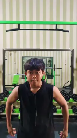 lihatlah pria yang telah kau sakiti ini nona🙃#gym #GymTok #flexing #pain #fypp #fypage #fyppppppppppppppppppppppp 
