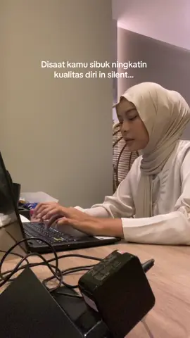 Disaat kamu mati matian ningkatin self values in silent.. sampai rela ga ikutan nongki bareng bestie bestie kamu, dan sibuk kesana kemari buat cari program apa yang tepat untuk ningkatin pengalaman dan wawasan kamu nih aku kasih tau programnya!!  Program baru yang dibuat sama @indonesianyouthaction yaitu Youth Inter-Action Exploration ini dilaksanakan di negeri Ginseng, disana kamu akan mengunjungi Kampus yang ada di Korea selatan, KBRI, Historical visit dan pastinya city tour!  Pendaftaran jalur fully funded cuma dibuka sampai 30 Mei 2024❗️  Daftar disini ya! ⬇️  https://linktr.ee/YIAE_SouthKorea2024 Masukan kode referal supaya kamu auto lolos seleksi pemberkasan ⬇️ ❗️YIAE-HL ❗️ For further information, follow  📲 Indonesian Youth Action  See you in Seoul! 🍂🇰🇷🤩 #fyp #IndonesianYouthAction #YIAE #StudentExchange #SouthKorea #ShortCourse #youthinteractionexploration 