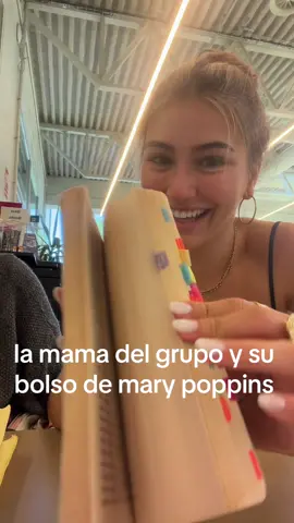 alguien explíqueme pq trae fortalezedor d uñas en la bolsa 🤪 #parati #xybca #madreehija 