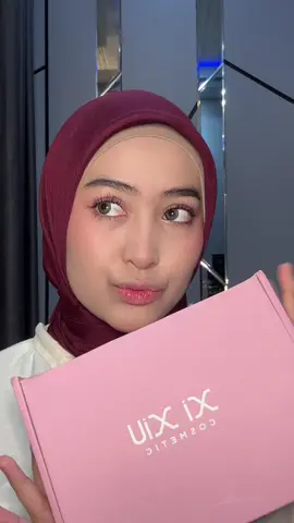 Liptint awet gaperlu yang mahal🙂‍↕️🫣 @xixiu cosmetic #XiXiUCosmetic #DivineLipteen #StayTeen #fyp 